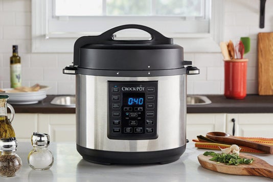 Crock-Pot 6 Qt 8-in-1 Multi-Use Express Crock Programmable Slow Cooker.